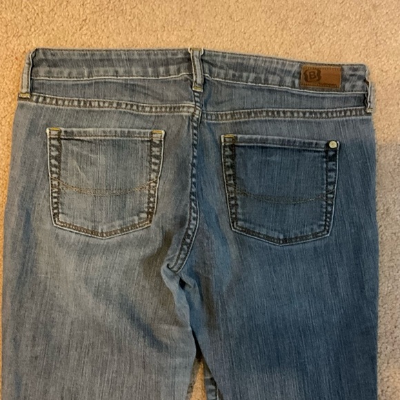 Hermosa Classic Blue Women's Jeans - Picture 4 of 5